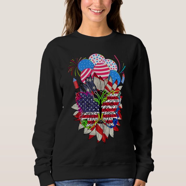 Floral Monarch Butterfly American Flag 4th Of July T Shirt (Framsida)