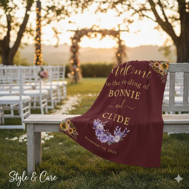 Floral on Maroon Wedding Welcome 50"x60" size Fleecefilt (Floral on Maroon Wedding Welcome 50x60 size Fleece Blanket)