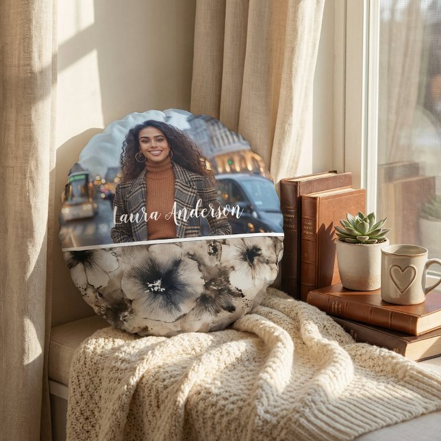 Floral photo create your own modern cute  rund kudde (Skapare uppladdad)