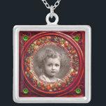 FLORENCE RENAISSANCE FRUITS PHOTO MMPLATE Emerald Silverpläterat Halsband<br><div class="desc">Elegant, klassisk, pulserande Renaissance bra konst, mästerverk från Bottega della Robbia ( Florens - Italien ) i ljust röd, grönt, lila, brunt färg.</div>