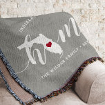 Florida Home State Personlig Wood look Filt<br><div class="desc">Visa lite stolthet över hemlandet med den här söta grått-proffsfilten med "hem" i vita kalligrafskript med en silhuett karta i delstaten Florida som står in för "O" i brev. En röd hjärtillustration i delstaten karta kompletterar designen. Du kan ändra hjärtans position till din hemstad genom att öppna designen verktyg och...</div>