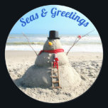 Florida Snögubbe w/ Elf - Sand skulpture - Beach  Runt Klistermärke<br><div class="desc">Florida Snögubbe w/ Elf - Sand Sculpture - Beach Stickers</div>