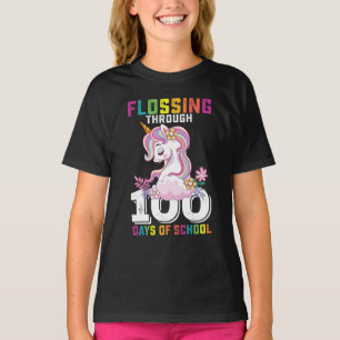 Flossande genom 100 dagars skola enhörning t shirt