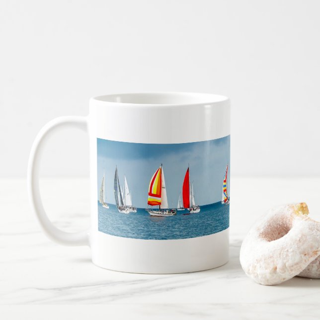 Flotilla Segelbåt på Clam Sea Kaffemugg (Med munk)