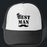 Flott bäst man truckerkeps<br><div class="desc">Den bäst mantruckerkepsen med top hat- och moustachemotiv och stencilerar bokstäver. Underbaren för fullvuxen hankronhjort på nätterna och bröllopmottaganden, när formaliteterna är över och det är tid att festa. (se att matcha t-skjortor, knäppas och hattar för brudgum och Groomsman), skräddarsy Click, om du skulle något liknande för att tillfoga, eller...</div>
