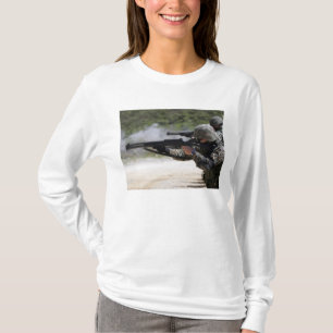 Flottor som avfyrar pistoler tee