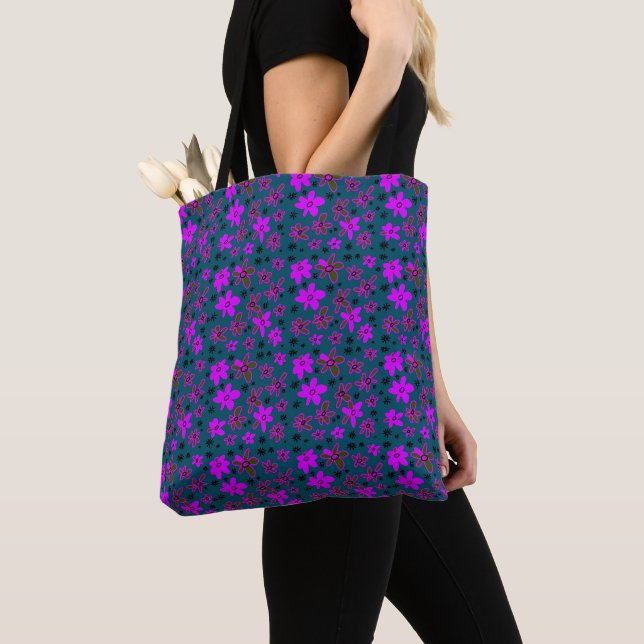 Flower Bouquet Daisy Meadow Teal Magenta Black Tygkasse (Närbild)