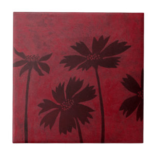 Flowerhead Silhouettes på Crimson Background Kakelplatta