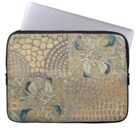 Flowers and Golden Giraffe Skin, Grey Background Laptop Fodral