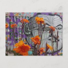 Flowers and Street Art in Valparaiso, Chile Vykort