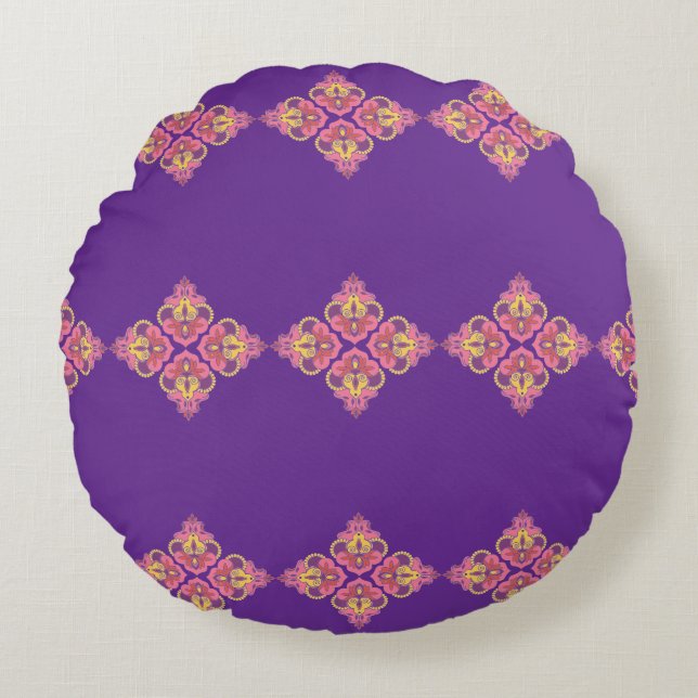 Flowers on Purple Round Pillow Rund Kudde (Framsidan)