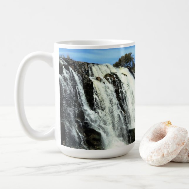 Flowing Waters of Hopkins Falls Kaffemugg (Med munk)