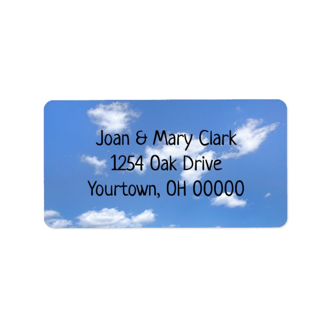 fluffa moln under sommaren himlar adressetikett (Framsidan)