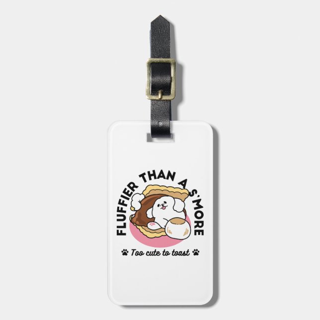 Fluffier Than a S'more - Cute Hund and Dessert Pun Bagagebricka (Vertikal Framsida)