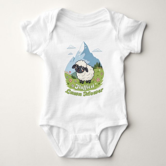 Fluffiest Lawn Mower – Adorable Blacknose Sheep T Shirt (Framsida)