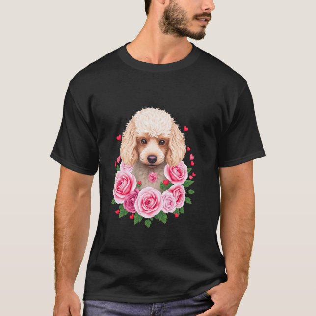 Fluffig Hund Med Rosor T Shirt (Framsida)