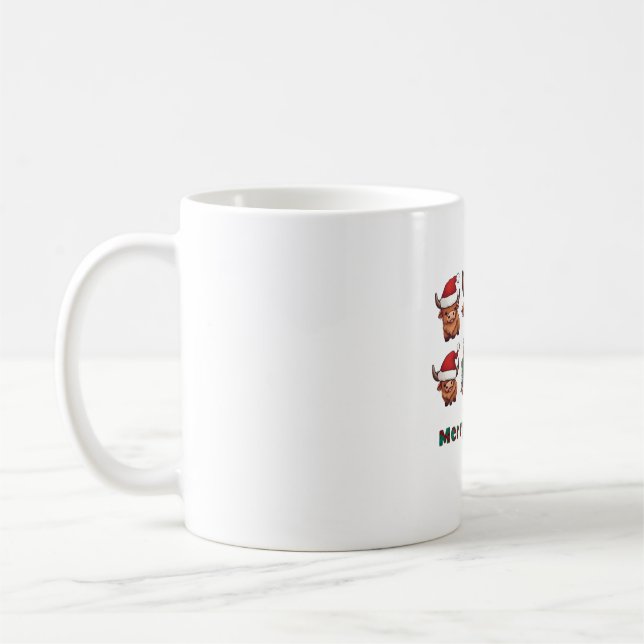 Fluffy Baby Highland Cow Drink Coffee Oversized T- Kaffemugg (Vänster)