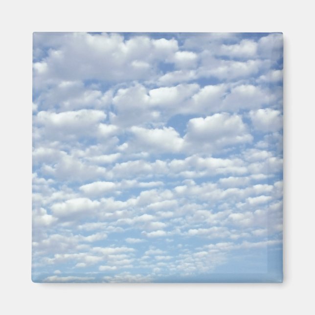 Fluffy Clouds Magnet (Framsidan)