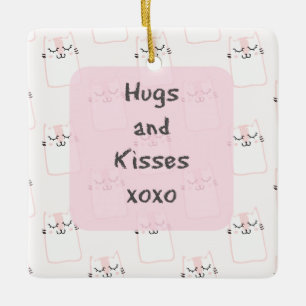 Fluffy Marshmallow Kattunge i Rosa Hugs och Kiss Julgransprydnad Keramik