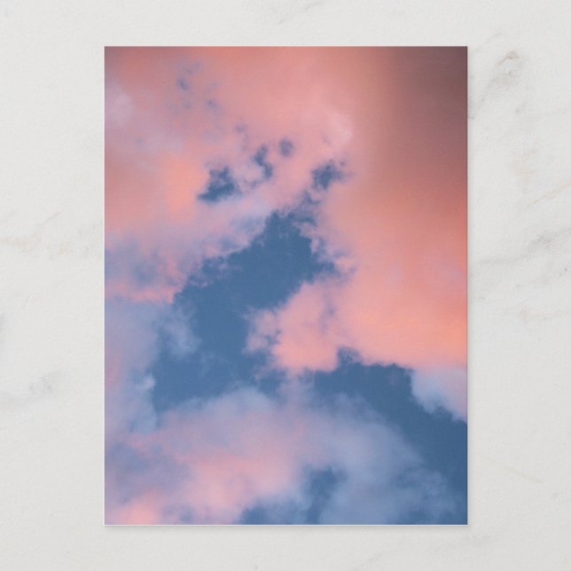 Fluffy Peach Clouds vid solnedgång Vykort (Framsida)