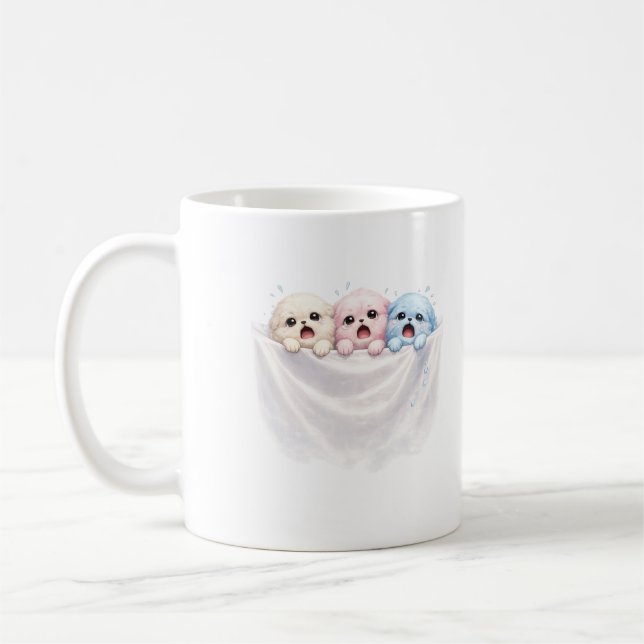 Fluffy Trio in Panic – Cute Pastel Creatures  Kaffemugg (Vänster)