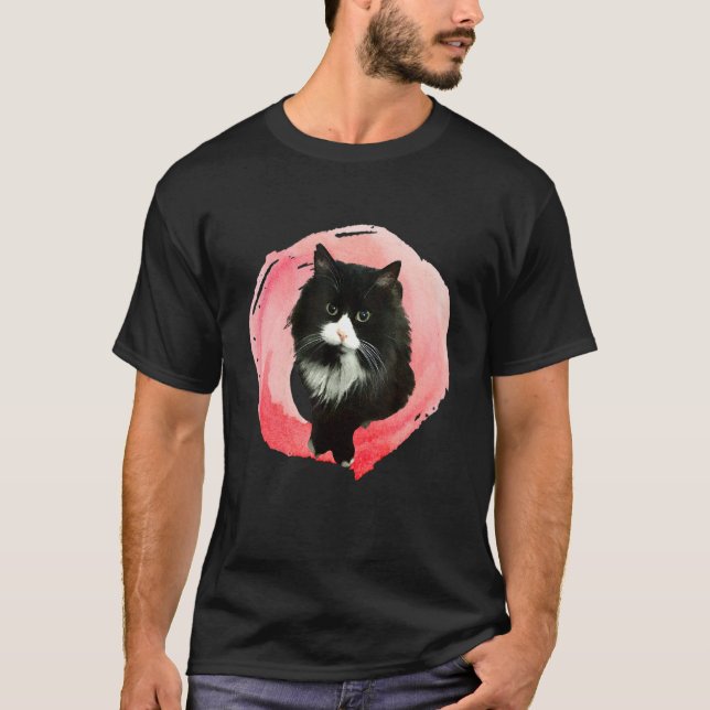 Fluffy Tuxedo-katt i Rosa Fluff T Shirt (Framsida)