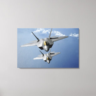 Fluga för två rovfåglar F-22 över Stilla havet Canvastryck