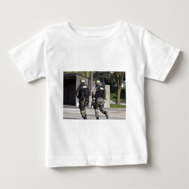 FLUGSMÄLLA TEE SHIRT (Framsida)