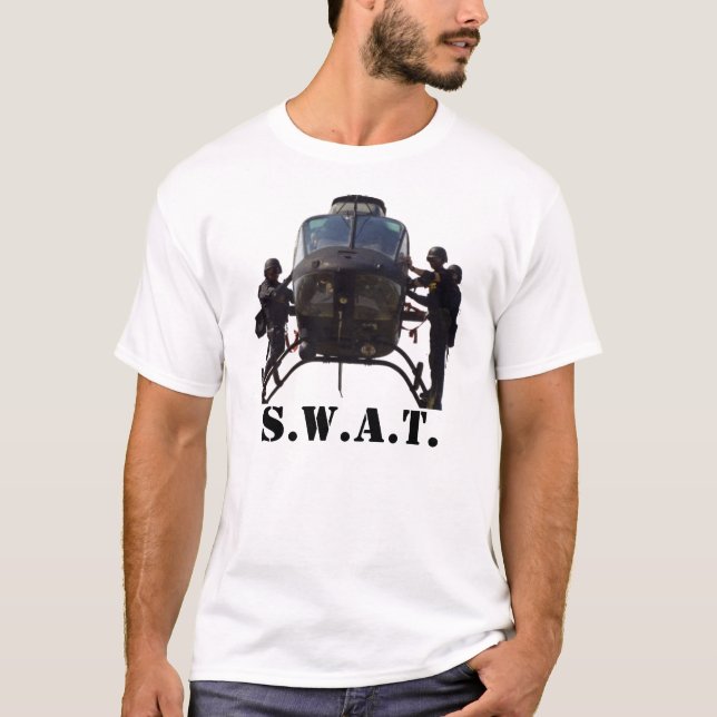 FLUGSMÄLLAhelikopter, S.W.A.T. Kimber pistol 1911 T Shirt (Framsida)