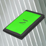 fluorescerande grönt - lägg till monogram<br><div class="desc">Trifold Wallet med en grönt som kallas "fluorescent grönt". Den har en solid bakgrund i färg och en mörk grått font.Simple och trendig design av Alma Wad. Lägg till din monogramhöger nu. ____________ Denna skarpa grönt är kopplad till tykinestecknet i Western astrologi. Färg återspeglar Geminis ungdomliga och lekfulla natur, liksom...</div>