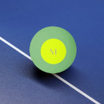 fluorescerande gult - lägg till monogram pingisboll<br><div class="desc">Ping Pong Bollar med fluorescerande gult färg bakgrund och grått font.Simple and trendig design by Alma Wad.Personalize it with your monogram now ...  _________________ Gult är associerat med Geminis tecken i den Westerna astrologin. Du kan tänka på det när du väljer färg.</div>