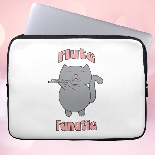 Flute Fanatic Gray Cat Pink Laptop Fodral (A laptop sleeve with a cute flute playing gray cat and the words flute fanatic in pink.)