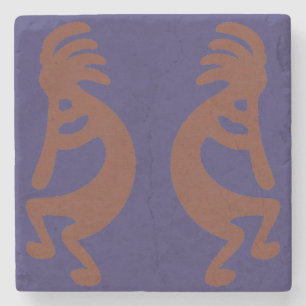 Flute Spela Kokopelli Figur - Rust Red on Blue Stenunderlägg