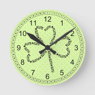 Flute Text Shamrock Rund Klocka
