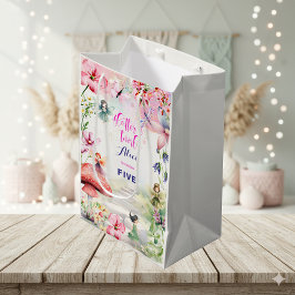 Flutter och twirl Fairy-trädgårdens vattenfärgföde