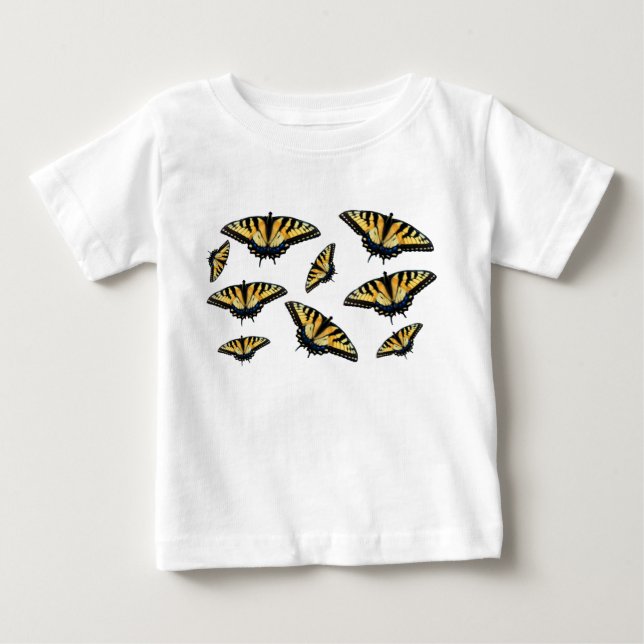 Fluttering Butterflies T Shirt (Framsida)