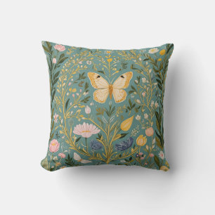 Fluttering Dreamscape Kudde