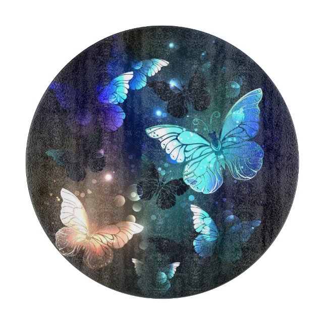 Fluttering Night Butterfly (Framsidan)