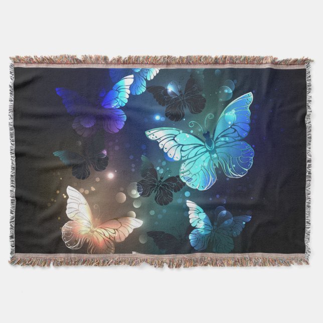 Fluttering Night Butterfly Filt (Framsidan)