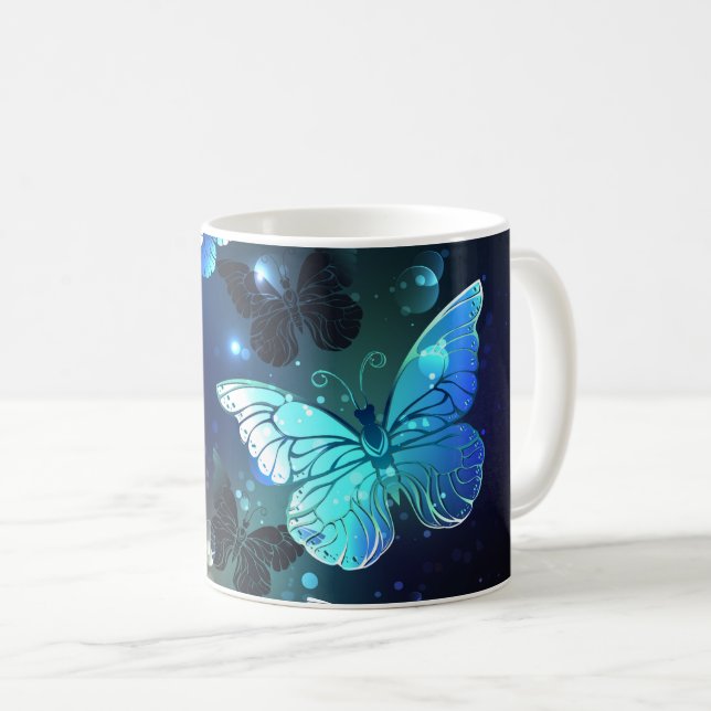 Fluttering Night Butterfly Kaffemugg (Framsida höger)