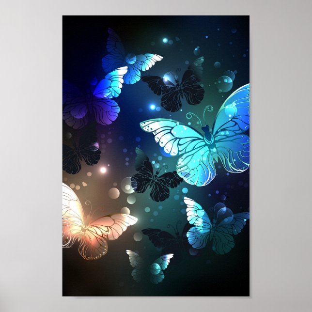 Fluttering Night Butterfly Poster (Framsidan)