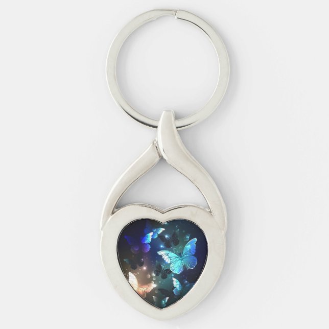 Fluttering Night Butterfly Twisted Heart Silverfärgad Nyckelring (Framsidan)
