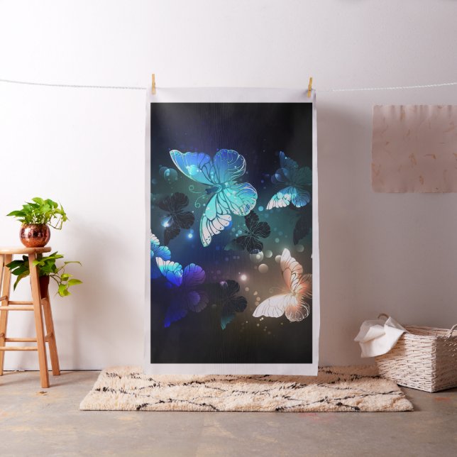 Fluttering Night Butterfly Tyg (In Situ)