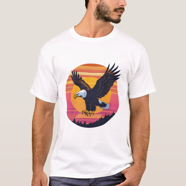 Fly High Soar Free - Retro Eagle Sunset Graphic T Shirt (Framsida)