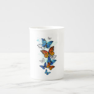 Flygande Butterflies Morpho och Monarch Benporslin Mugg