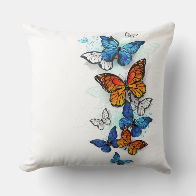 Flygande Butterflies Morpho och Monarch Kudde (Framsida)