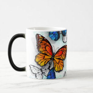 Flygande Butterflies Morpho och Monarch Magisk Mugg