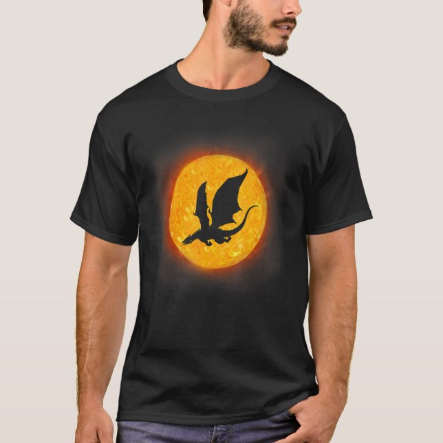 Flygande Drak & Mån Mythiska Drakar Ödla Hej T Shirt (Framsida)
