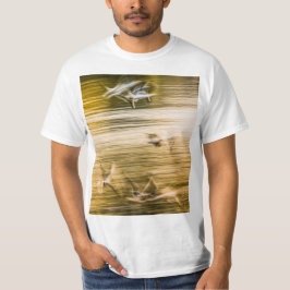 Flygande fiskmåsar - abstrakt t shirt