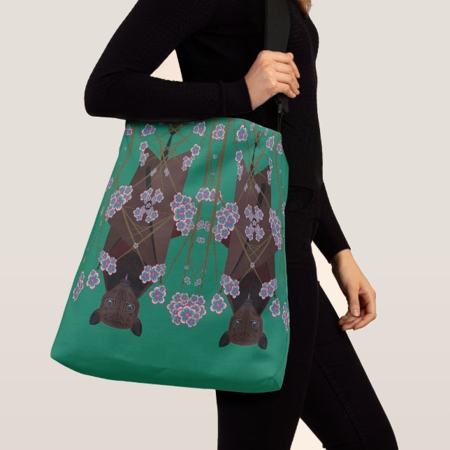 Flygande Fox Jade Crossbody Bag (2 storlekar) Axelväska (Närbild)